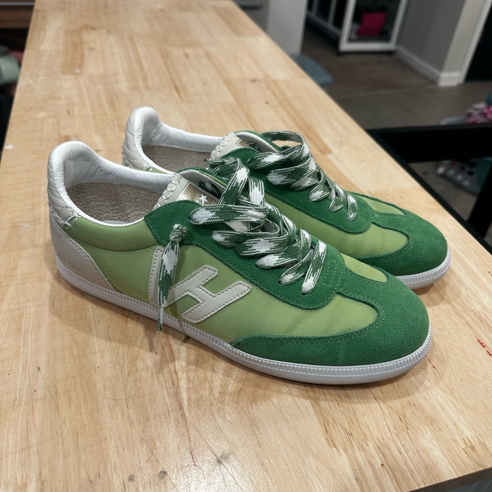 Vintage Havana Green and White Sneakers